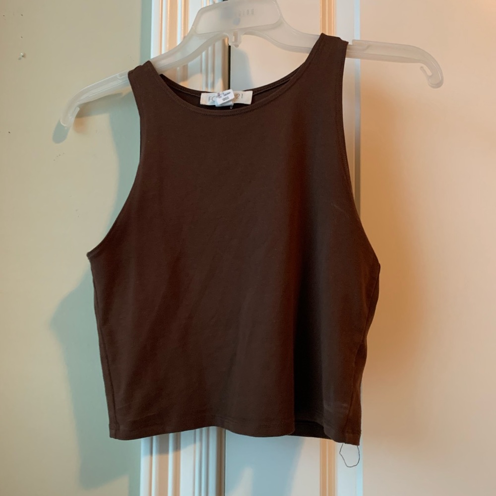 Brown crop top.